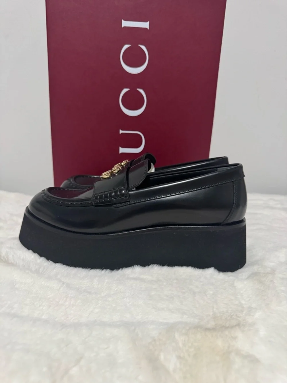 Gucci Black Leather Platform Loafers with Gold Horsebit